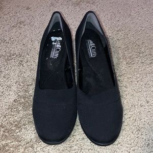 Cliffs Heels By White Mountain